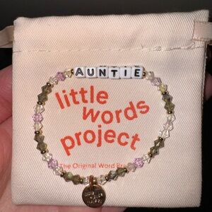 Little Words Project 'Auntie' Bracelet - Multicolor